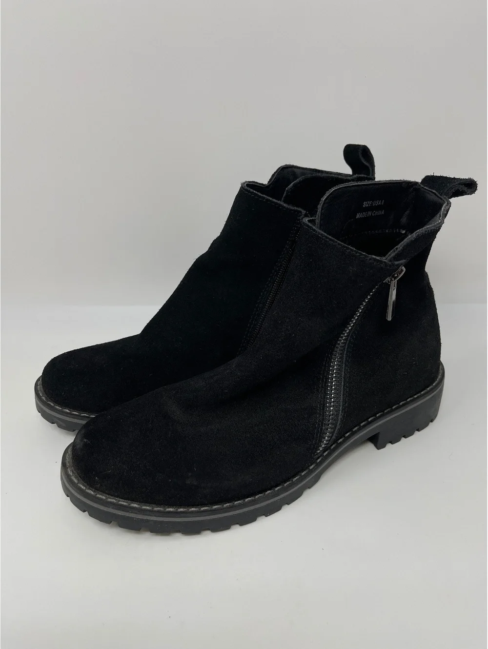 Women’s Black Suede Ankle Boots Size 8 Dual Side Zip Lug Sole Comfort Booties